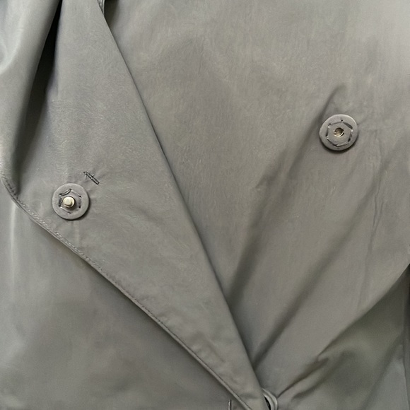 Kit and Ace - Feather Light Hooded Jacket- NWT - Picture 3 of 12